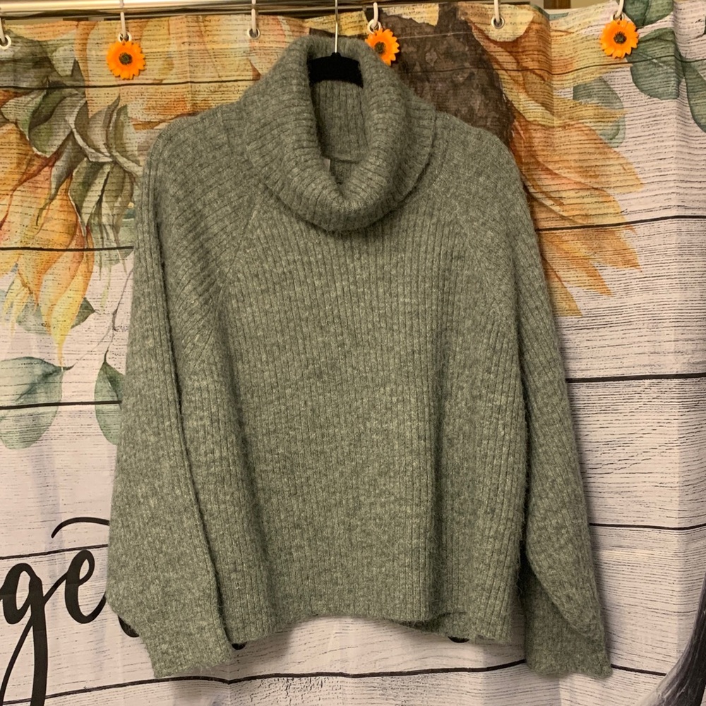 Old Navy Heather Gray Cowl Neck Sweater